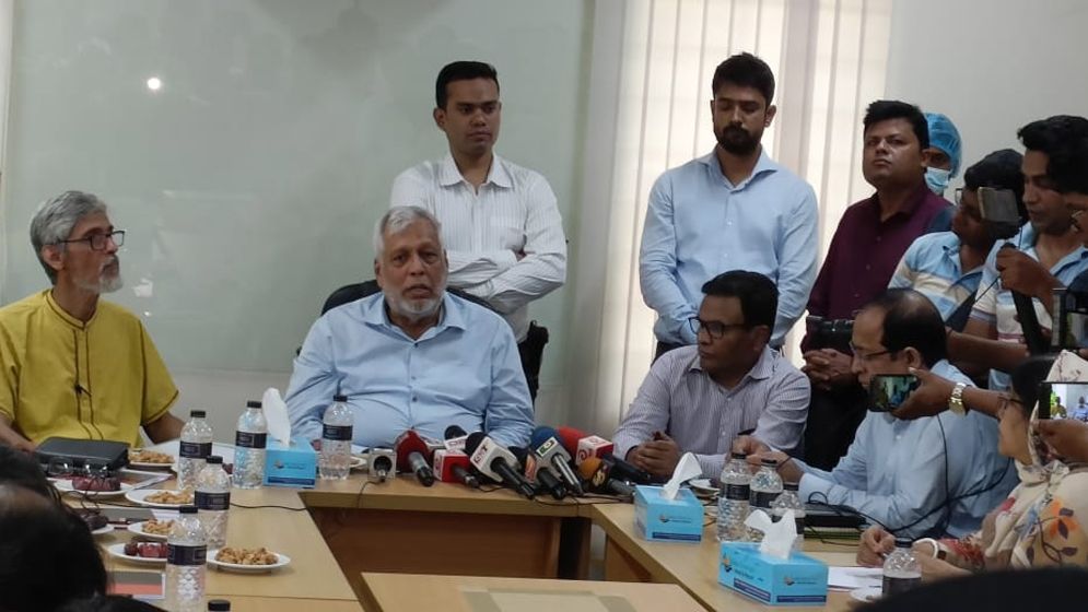 বন্যা কবলিত এলাকায় বিদ্যুৎ সাময়িক বন্ধ