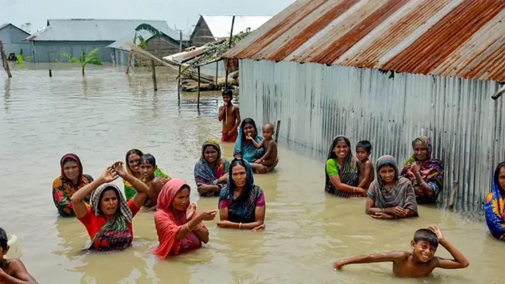 বন্যার্তদের সহায়তায় একদিনের বেতন দেবেন জবি শিক্ষকরা