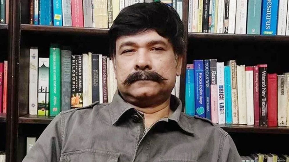 পদ ছাড়লেন বাংলা একাডেমির মহাপরিচালক
