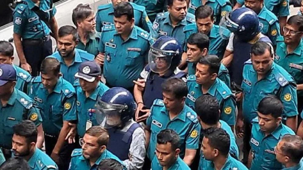 আসাদুজ্জামান নূর ও মাহবুব আলীকে কারাগারে পাঠানোর নির্দেশ