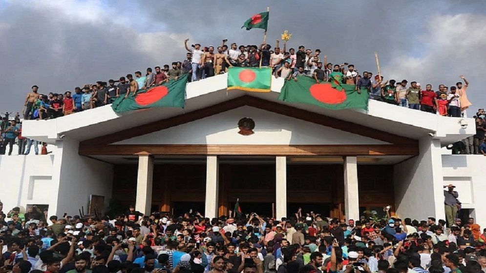 নতুন দল গঠনের পথে অভ্যুত্থানের নেতারা