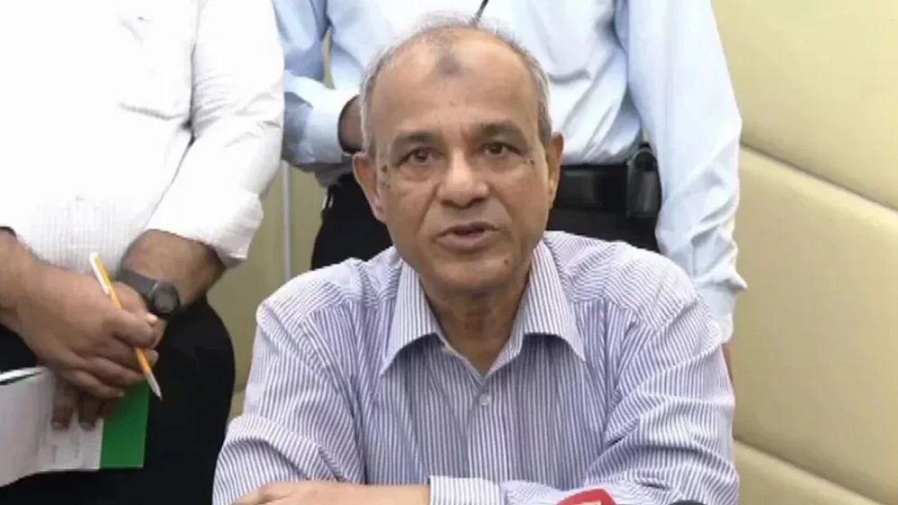 সরকারি চাকরিজীবীদের কঠোর বার্তা স্বরাষ্ট্র উপদেষ্টার