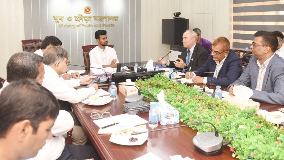নতুন সরকার শ্রমিকদের ন্যায্য দাবী পূরণে প্রতিজ্ঞাবদ্ধ