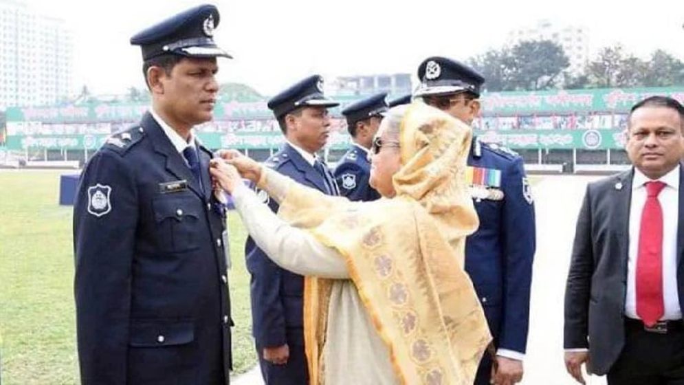 পুলিশ কর্মকর্তার ছেলে হত্যা, যাত্রাবাড়ী থানার সাবেক ওসি গ্রেপ্তার