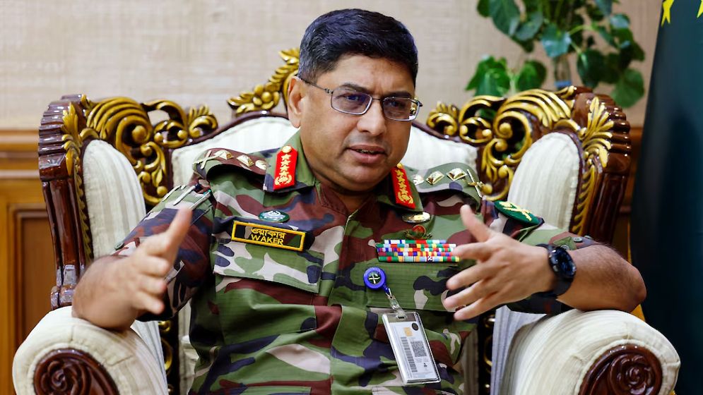 সেনাবাহিনী অন্তর্বর্তী সরকারকে পূর্ণ সমর্থন দিয়ে যাবে: সেনাপ্রধান