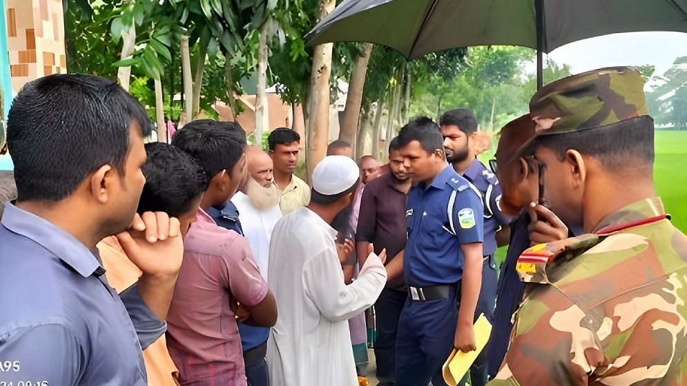 নামাজ পড়ানো নিয়ে ভাতিজার থাপ্পড়ে চাচার মৃত্যু