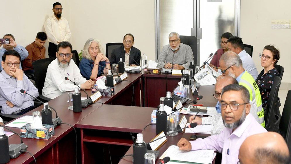 ২০২৪ সালের মধ্যে বিআরটি প্রকল্পের কাজ শেষ করতে হবে: উপদেষ্টা