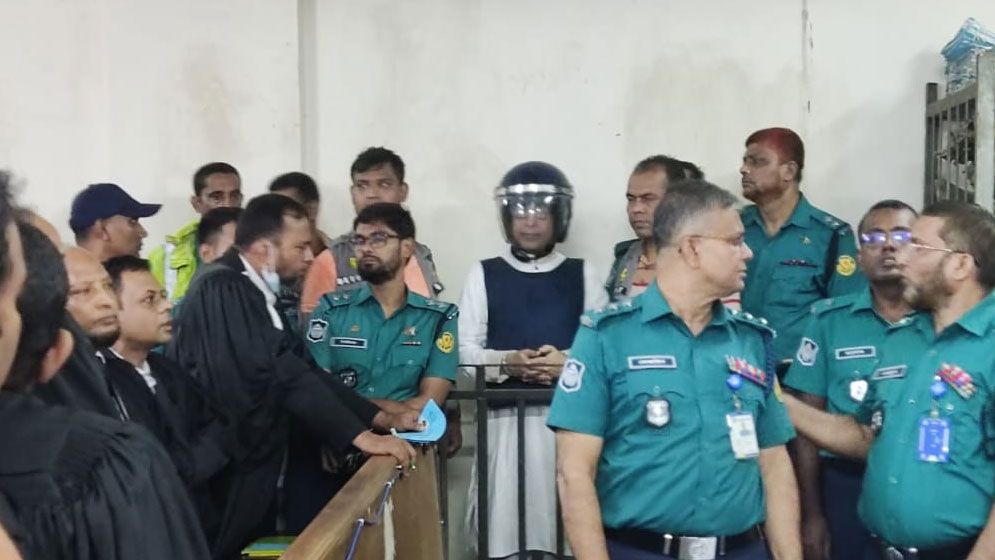 সাবেক জনপ্রশাসনমন্ত্রী ফরহাদ হোসেন রিমান্ডে