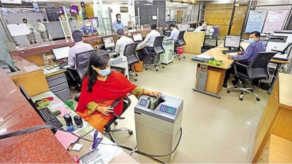 সরকারি চাকরিতে প্রবেশের বয়সসীমা বাড়লো