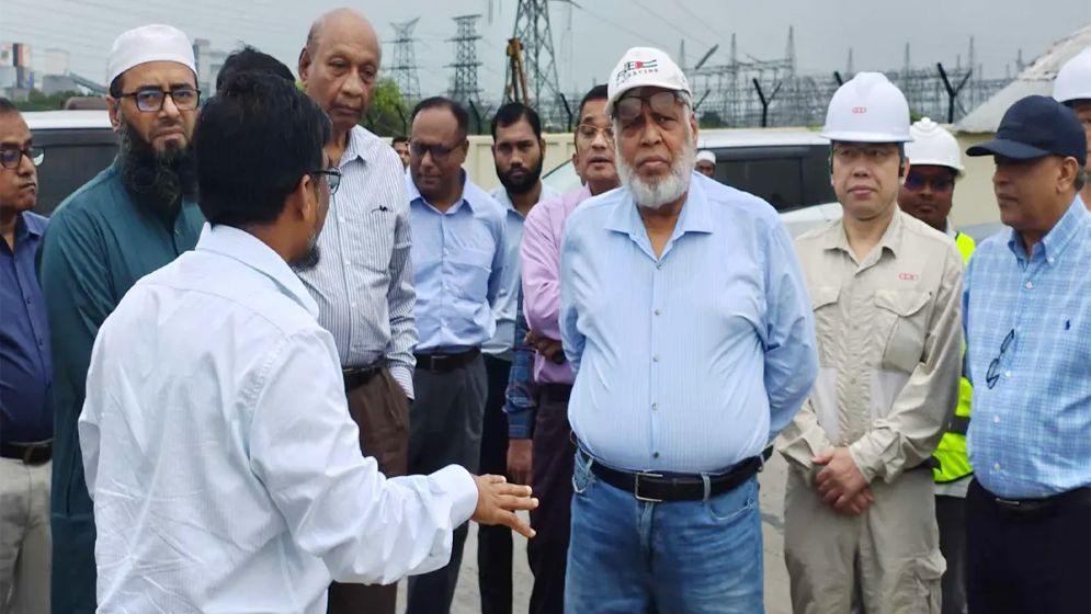 বাখরাবাদ পাইপলাইন প্রকল্প পরিদর্শনে গেলেন জ্বালানি উপদেষ্টা