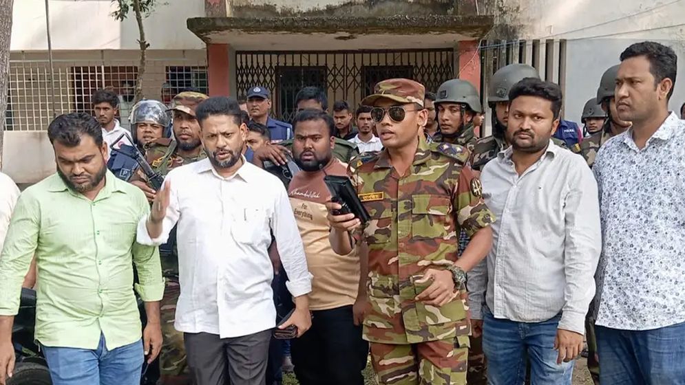 মহানবীকে অবমাননা: একই স্ট্যাটাসের জন্য দ্বিতীয়বার অভিযুক্ত শিক্ষার্থী