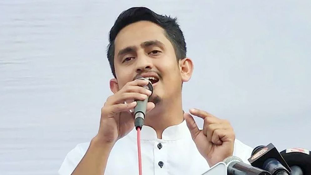 জাতীয় পার্টিকে হুঁশিয়ারি দিয়ে সমন্বয়ক সারজিসের স্ট্যাটাস, যা লিখলেন