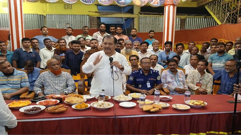 রাষ্ট্র মেরামতে প্রথমেই শেখ হাসিনার মতো আবর্জনা ফেলতে হয়: জহির উদ্দিন স্বপন