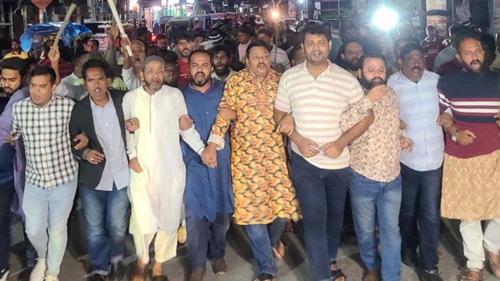 সারজিস-হাসনাতের রংপুরে আসার খবরে উত্তেজনা, জাতীয় পার্টির বিক্ষোভ