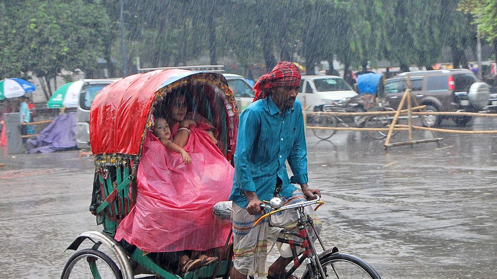 বৃষ্টি ও তাপমাত্রা নিয়ে নতুন বার্তা দিলো আবহাওয়া অধিদপ্তর