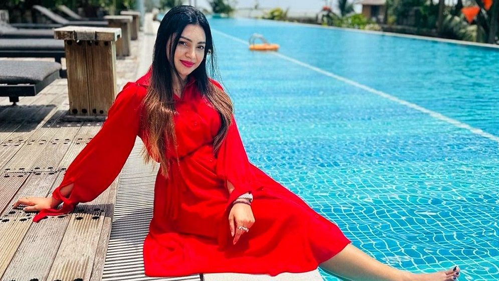 নিজের পেশা বদল নিয়ে মুখ খুললেন প্রভা