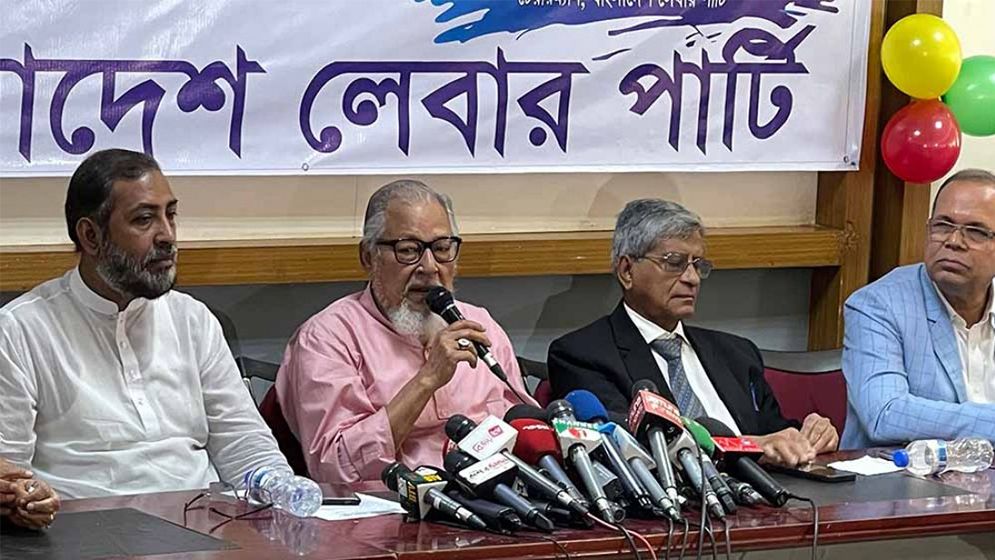 শাসক পালিয়ে গেলে তার পদত্যাগ করা না করায় কিছু যায় আসে না: নজরুল ইসলাম খান
