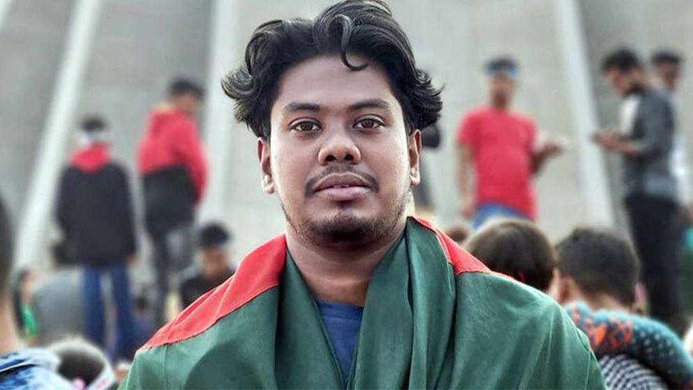 মেট্রোরেলে আগুন ও পুলিশ হত্যা নিয়ে বক্তব্যে তোলপাড়, যে ব্যাখ্যা দিলেন সমন্বয়ক হাসিব