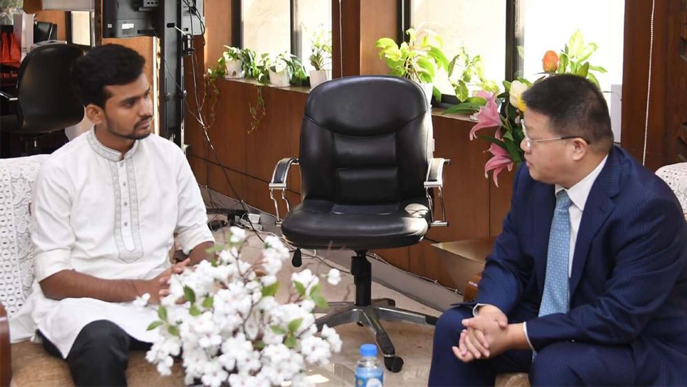 উপদেষ্টা আসিফের সঙ্গে চীনা রাষ্ট্রদূতের সাক্ষাৎ, যে আলাপ হলো