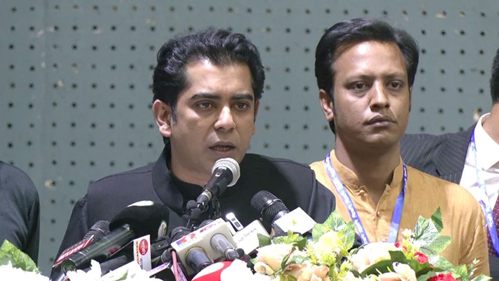 সংবিধানে ইসলামিক আদালত সংযোজনের প্রস্তাব দিলেন আন্দালিভ পার্থ