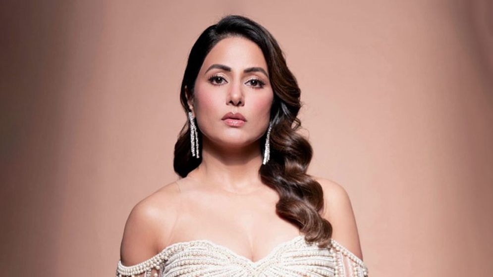 অসুস্থ হিনা ফের ‘বিগবস’-এ
