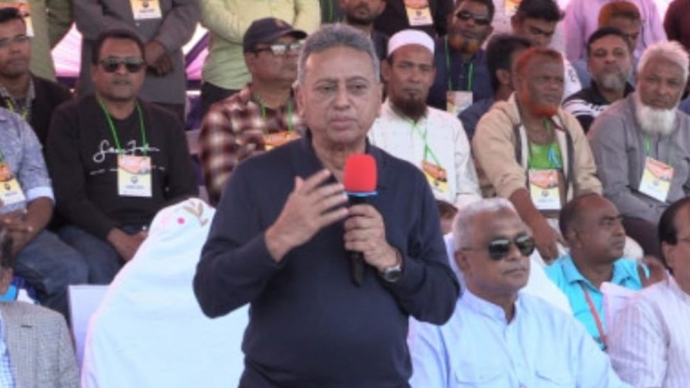 নতুন বাংলাদেশের যাত্রায় আমাদের জয়ী হতে হবে: আমীর খসরু