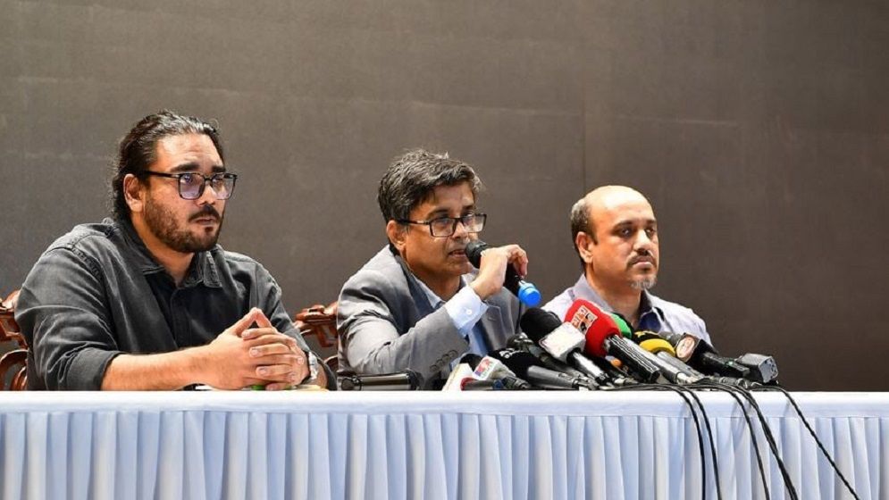 ট্রাম্পকে স্বাগত জানিয়েছে অন্তর্বর্তী সরকার