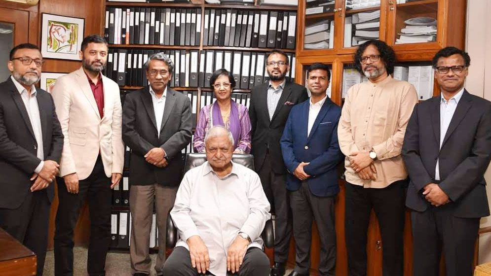 সংবিধান সময়োপযোগী করার পরামর্শ ড. কামালের