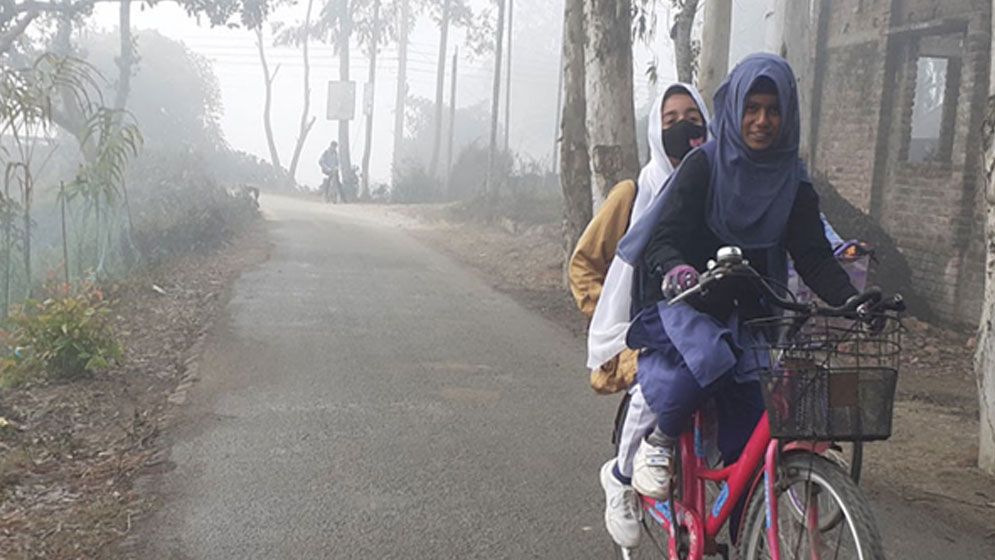 শীতে কাঁপছে চুয়াডাঙ্গা, ১৪ ডিগ্রিতে নামলো তাপমাত্রা