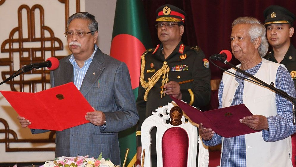 প্রত্যাশার চাপে হিমশিম
