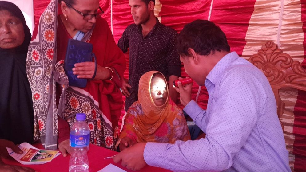 কলমাকান্দায় বিনামূল্যে চক্ষু চিকিৎসা ক্যাম্প