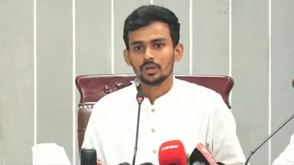নির্বাচন নিয়ে অধৈর্য হওয়ায় সংস্কার কাজ ব্যাহত: উপদেষ্টা আসিফ