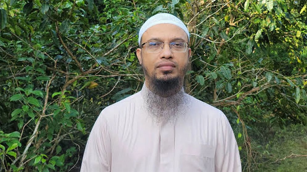 ‘থার্টি ফার্স্ট নাইট’ নিয়ে শায়খ আহমাদুল্লাহর পোস্ট