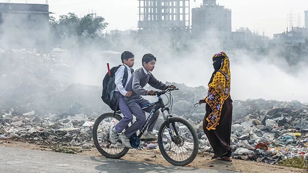 বিশ্বের সবচেয়ে ‘দূষিত’ শহর ঢাকা