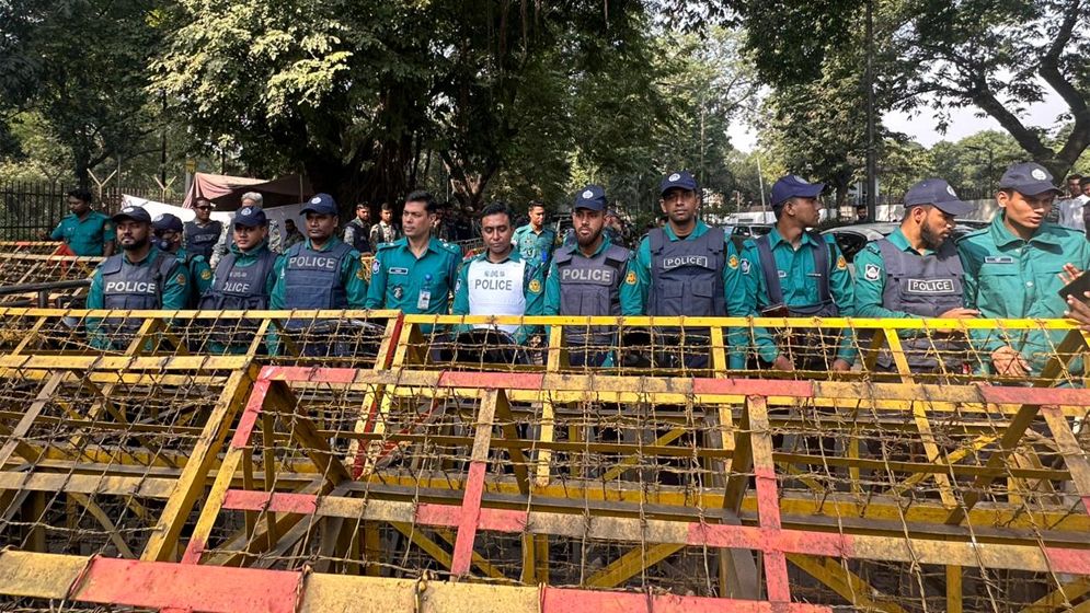 কাকরাইল মসজিদ এলাকায় নিরাপত্তা জোরদার