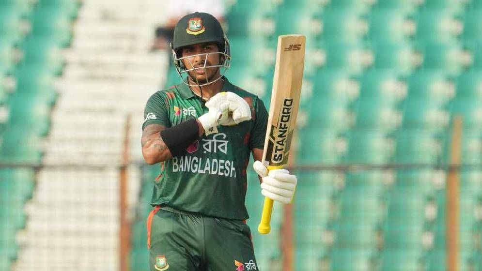 থামলো সৌম্যর সুন্দর ইনিংস, দেড়শ ছাড়াল বাংলাদেশের পুঁজি