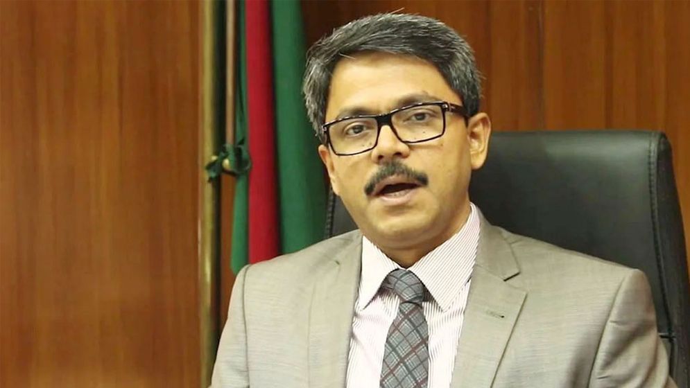 স্ত্রী-সন্তানসহ শাহরিয়ার আলমের দেশত্যাগে নিষেধাজ্ঞা
