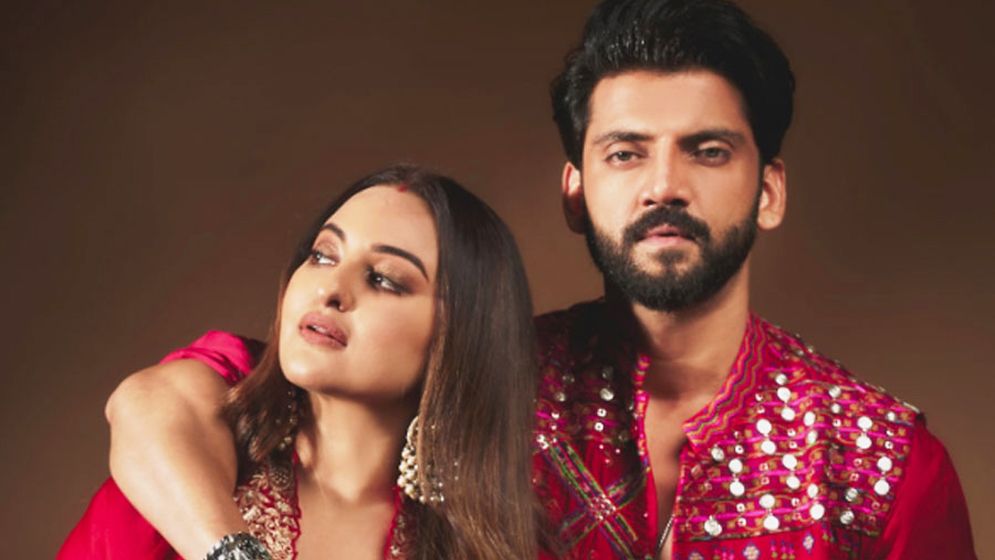 সোনাক্ষীকে নিয়ে আবেগঘন পোস্ট স্বামী জাহিরের, যা লিখলেন