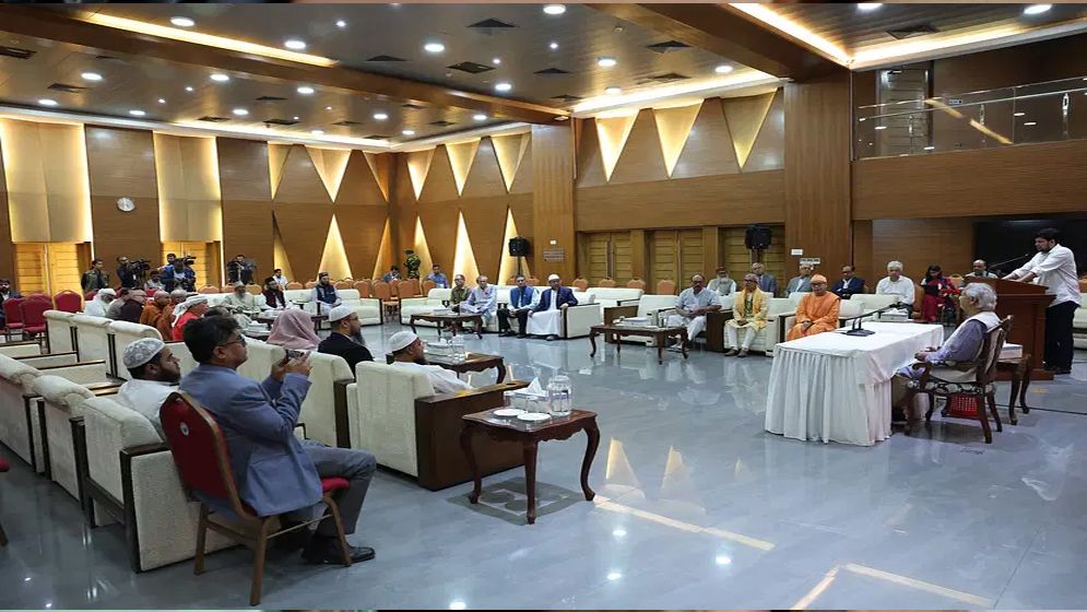 ধর্মীয় নেতাদের সঙ্গে যে আলোচনা হলো প্রধান উপদেষ্টার