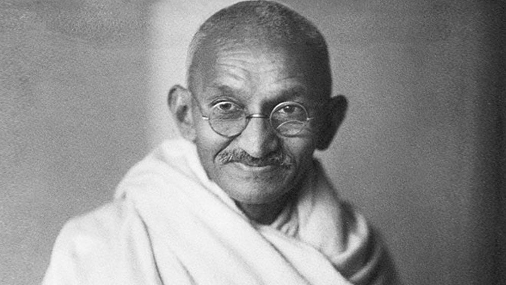 পাকিস্তানের জাতির জনক মহাত্মা গান্ধী, বিতর্কিত মন্তব্য করলেন ভারতীয় সংগীতশিল্পী
