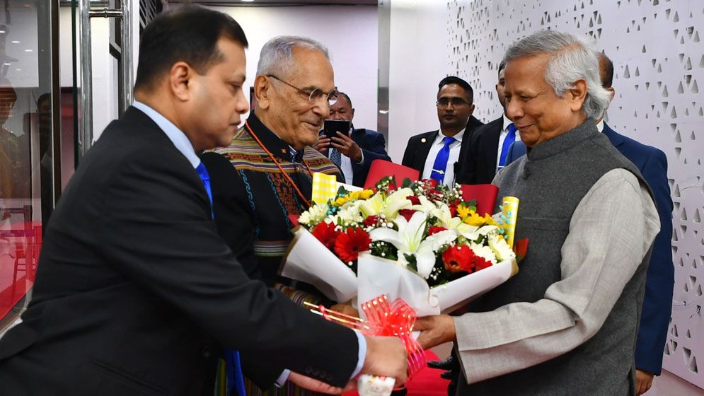 পূর্ব তিমুরের প্রেসিডেন্টকে স্বাগত জানালেন প্রধান উপদেষ্টা