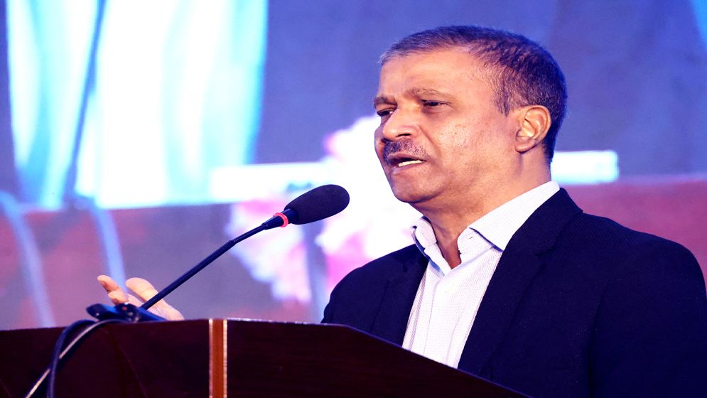 দেশ গড়ার দ্বিতীয় সুযোগ যেন হাতছাড়া না হয়: আসিফ নজরুল
