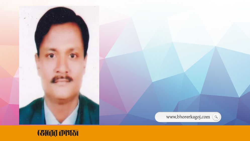 মধ্যরাতে বাস থেকে অচেতন অবস্থায় উপসচিব উদ্ধার