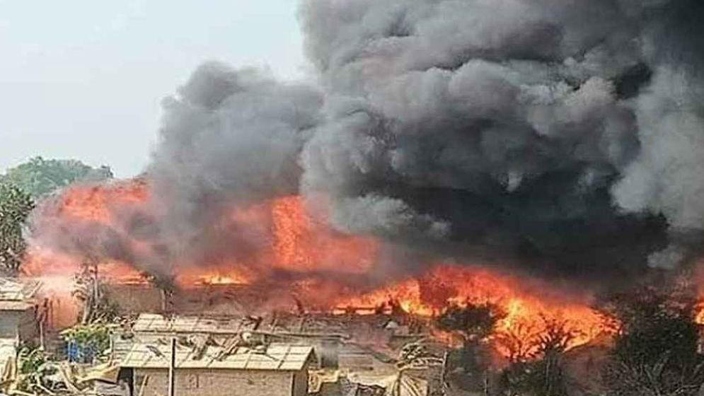 কুতুপালং রোহিঙ্গা ক্যাম্পের আগুন নিয়ন্ত্রণে, নিহত ২