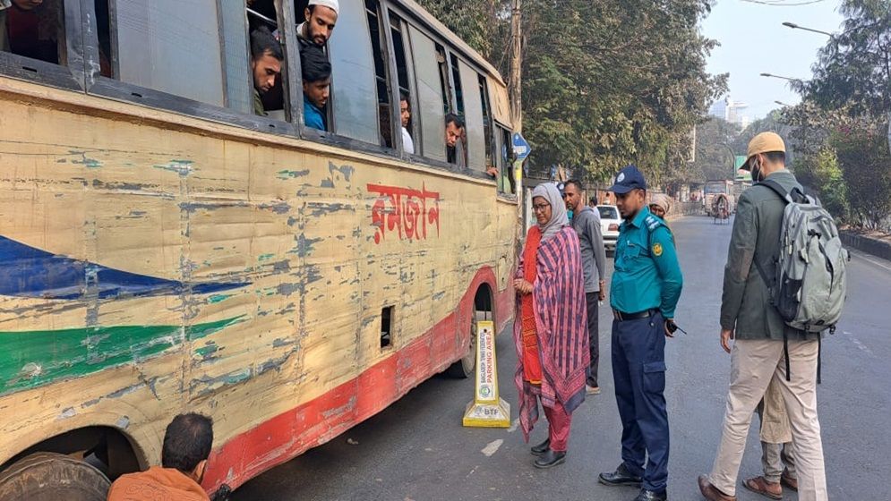 প্রায় ৮ কোটি টাকা জরিমানা, ১৪৪ ইটভাটা বন্ধ ও ১ লাখ কেজি পলিথিন জব্দ