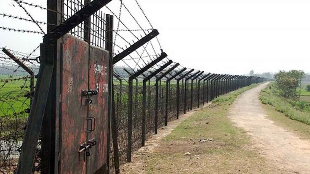 শিবগঞ্জ সীমান্তে বিএসএফের গুলিতে কৃষক আহত
