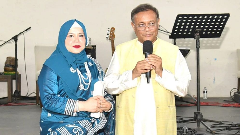 স্ত্রী-মেয়েসহ সাবেক মন্ত্রী হাছান মাহমুদের ৭৭ ব্যাংক হিসাব অবরুদ্ধ