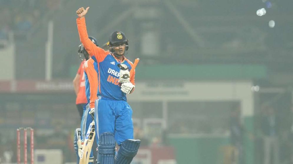 অভিষেকের ঝোড়ো ব্যাটিংয়ে সহজ জয়ে সিরিজ শুরু ভারতের
