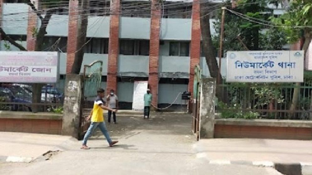 ছাত্রদল নেতাকে ছিনিয়ে নিতে থানায় হামলা, এসিসহ ৫ পুলিশ আহত