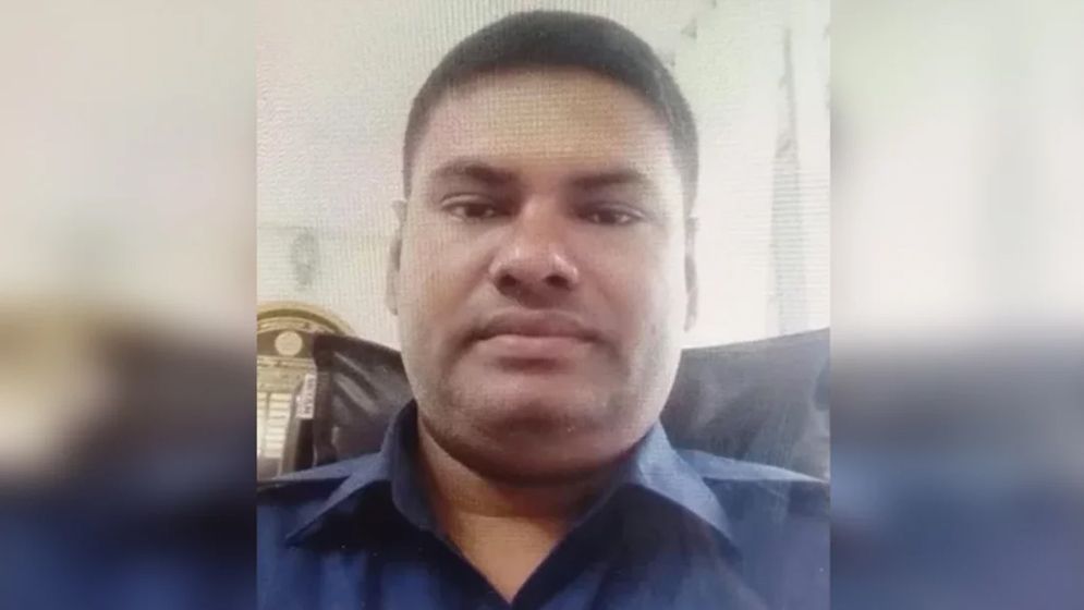 থানা কমপ্লেক্সের ভেতর থেকে ওসির ঝুলন্ত মরদেহ উদ্ধার